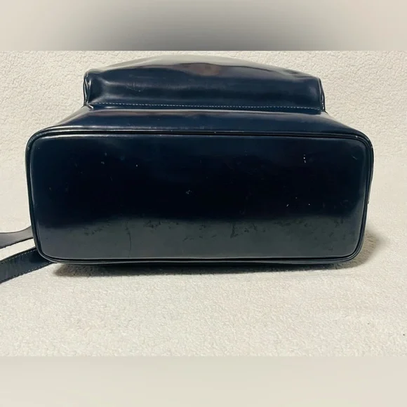 Gucci Bamboo Vintage Blue Patent Leather Sling Bag - Picture 12 of 14